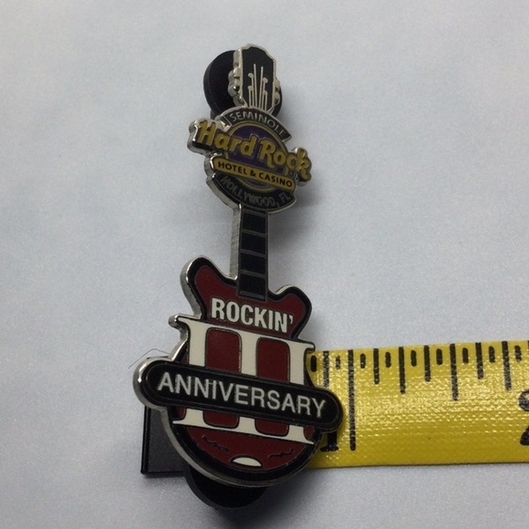 4 Seminole Hard Rock Hotel & Casino Pins ( Hollywood Florida ) #2 - Picture 8 of 12